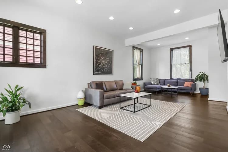 Downtown house living room